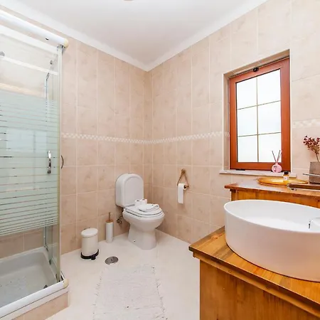 A56 - Westway Rossio Place *