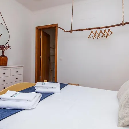 A56 - Westway Rossio Place Luz