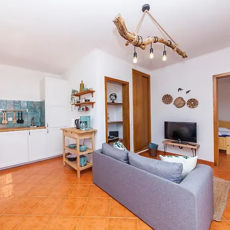 A56 - Westway Rossio Place 아파트 *