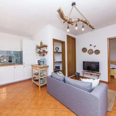 A56 - Westway Rossio Place