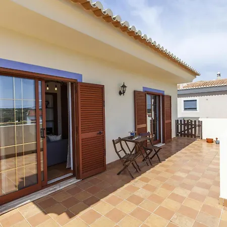 아파트 A56 - Westway Rossio Place