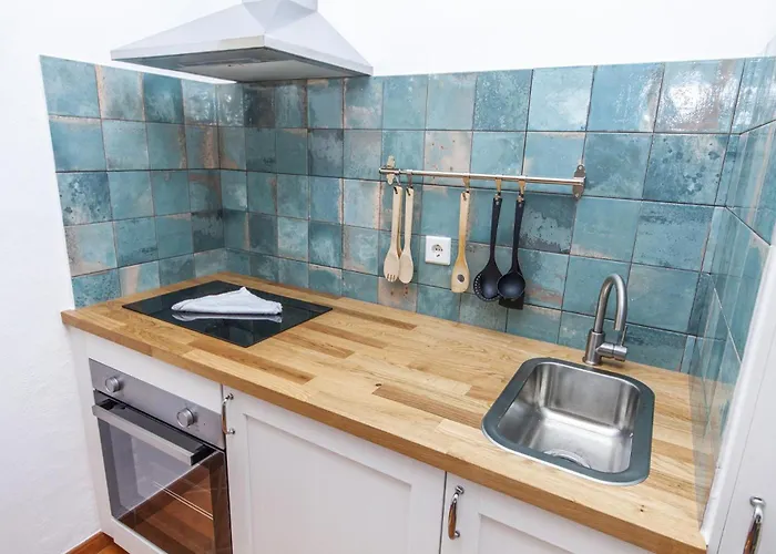 A56 - Westway Rossio Place * Luz